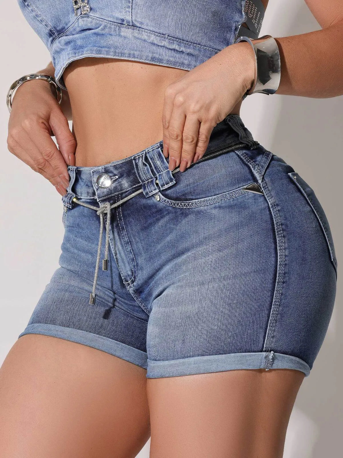 SHORT HOT PANTS